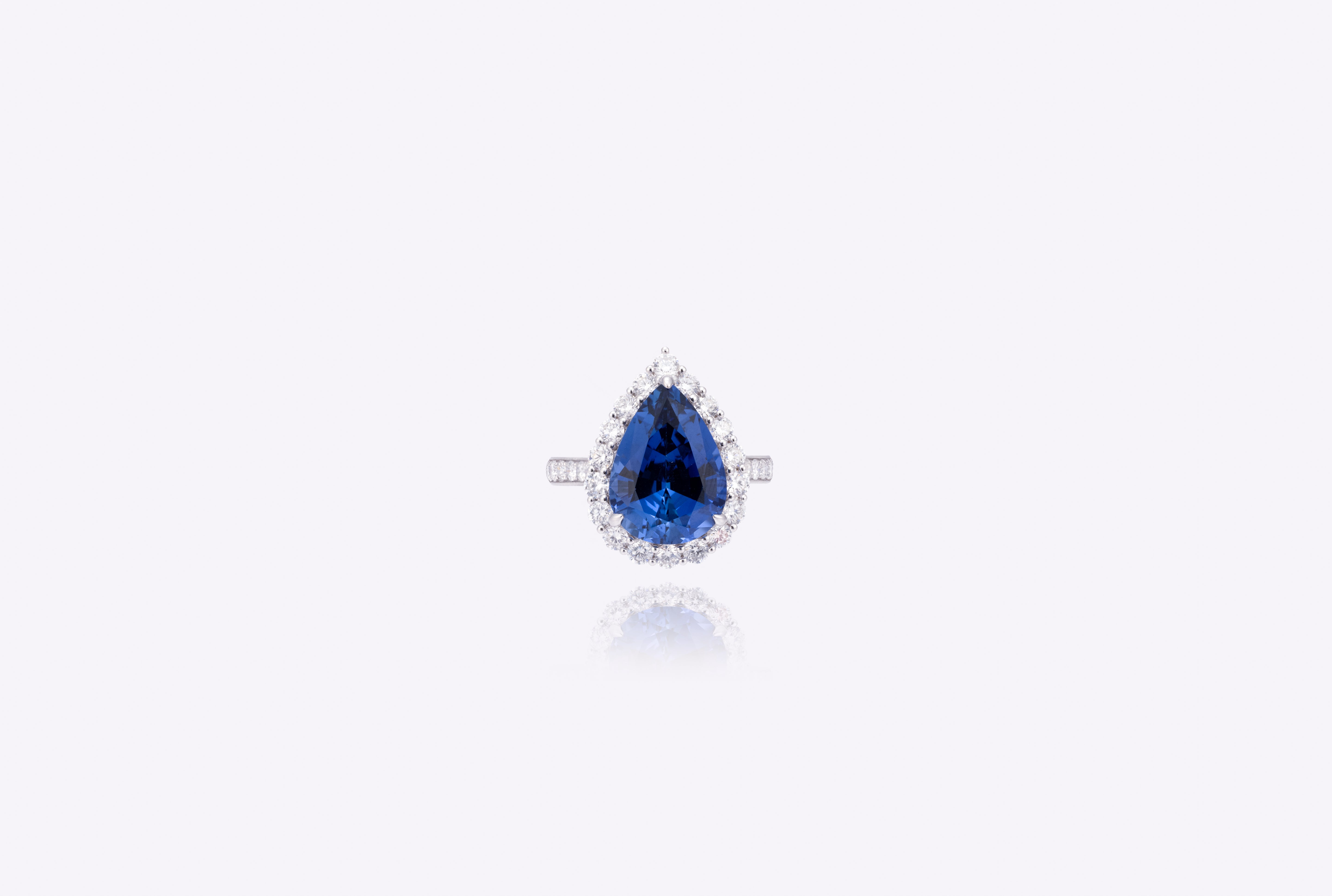 Majestic Blue: Pear-Shaped Teardrop Sapphire Ring