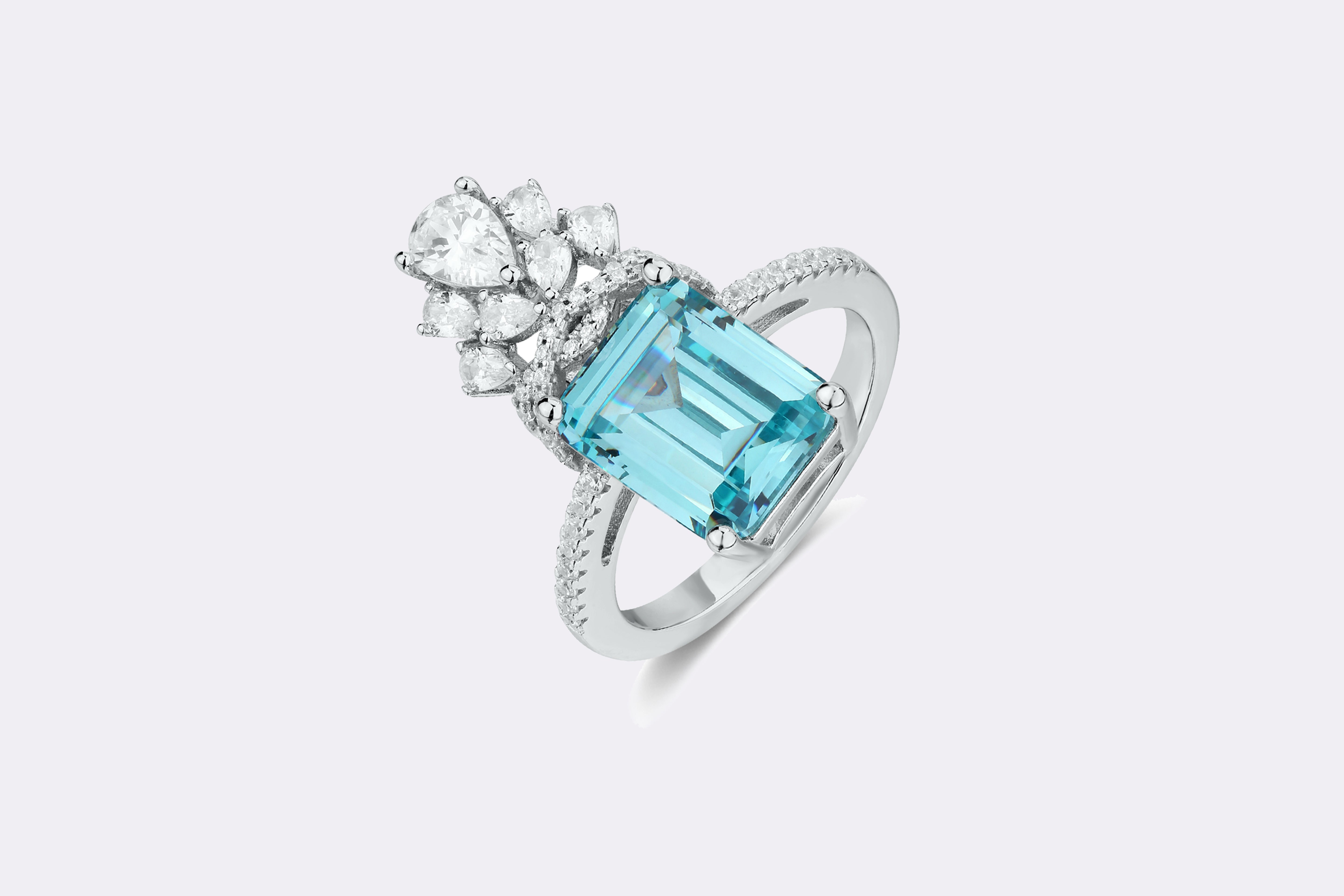 Aquamarine Splendor Engagement Ring