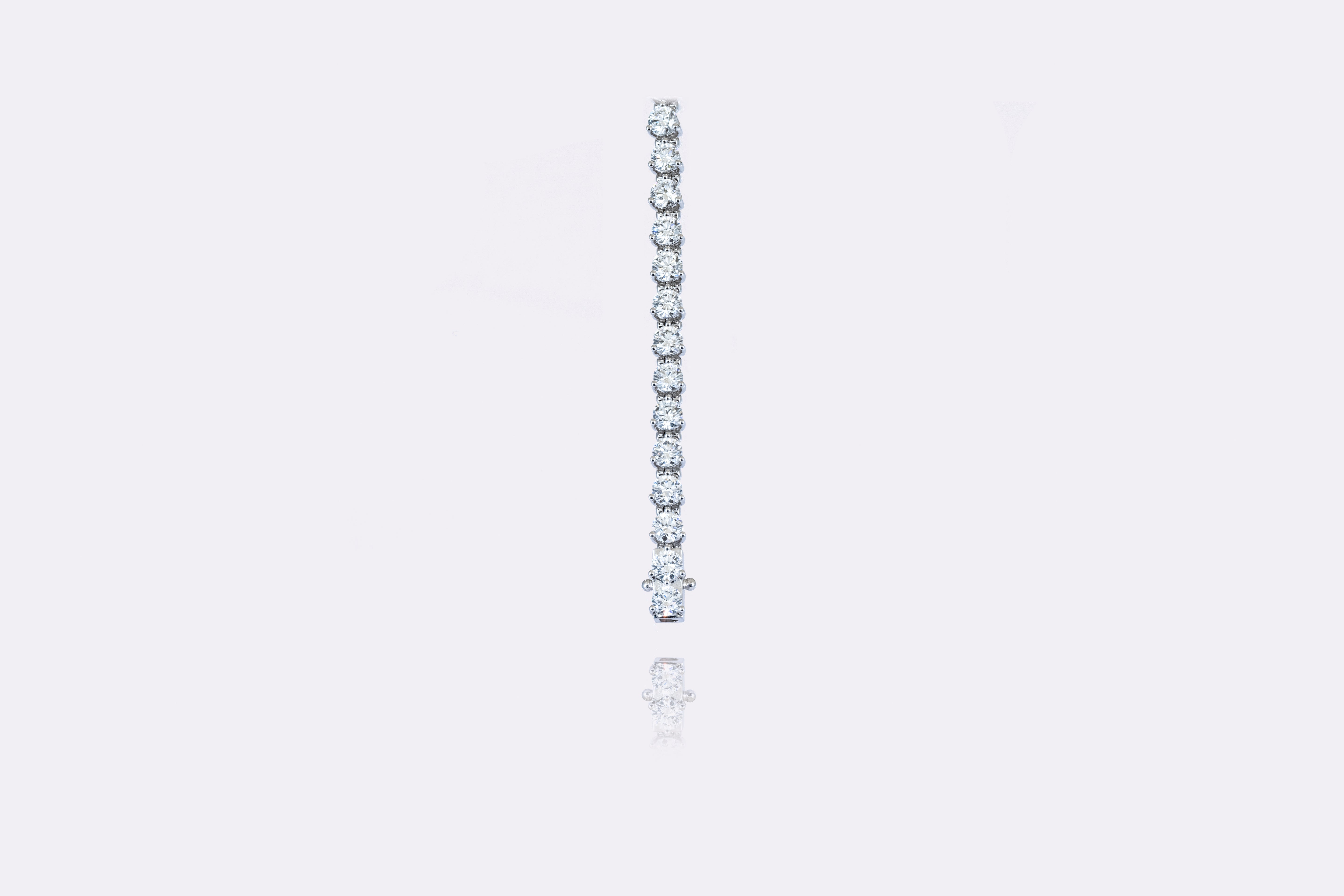 Eternal Sparkle: Timeless Diamond Bracelet