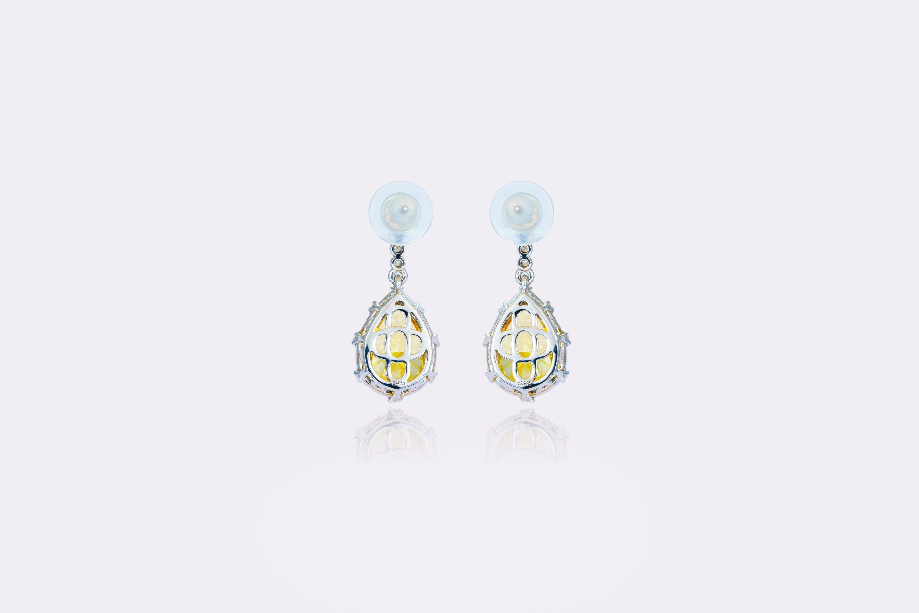 Golden Teardrop: Luxurious Yellow Diamond Earrings 