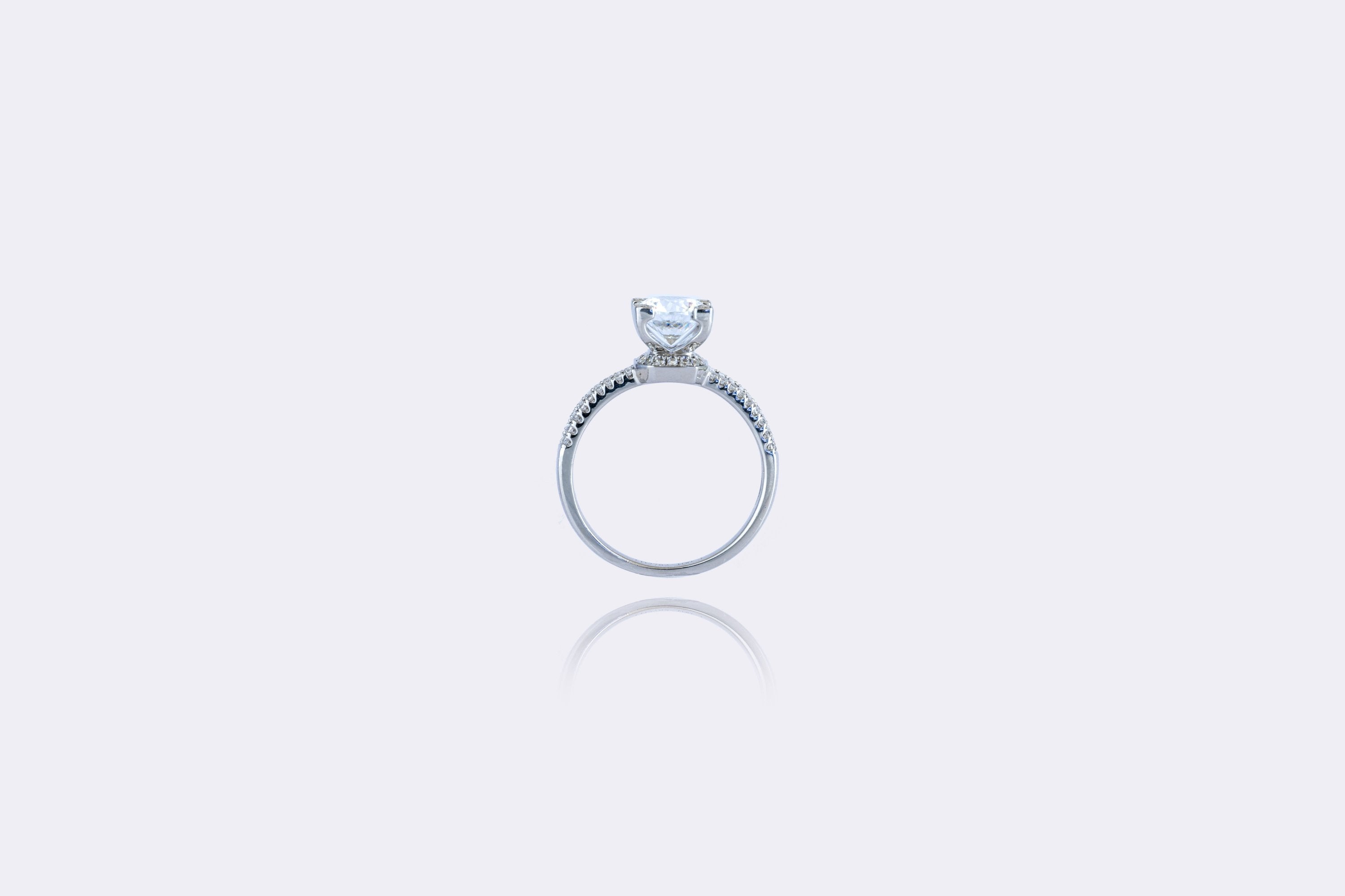 Radiant Elegance: Modern Diamond Engagement Ring